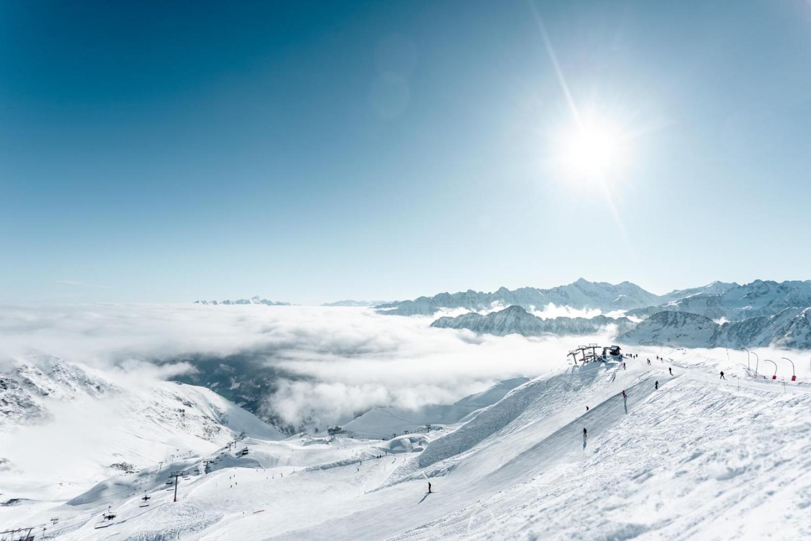 Hotel Le Bois Joli Cauterets Eksteriør bilde
