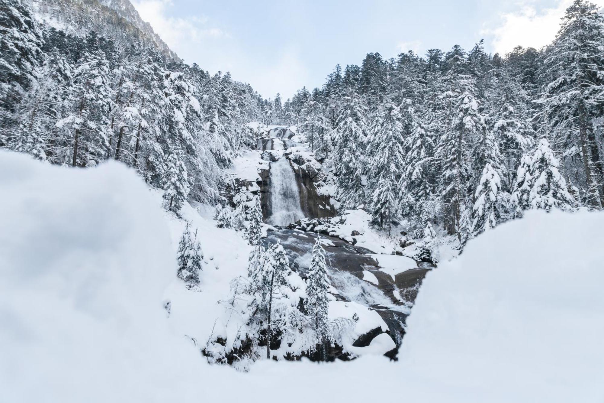 Hotel Le Bois Joli Cauterets Eksteriør bilde